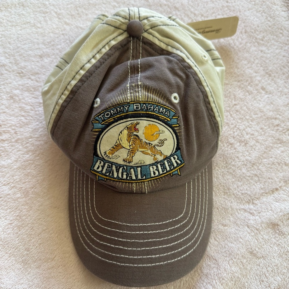 Tommy Bahama brown cap